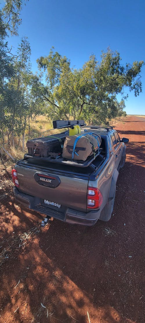 Toyota Hilux Rogue Tub Rack Platform