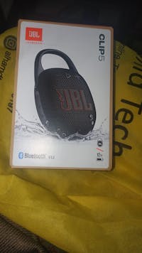 JBL Clip 5 Bluetooth Speakers