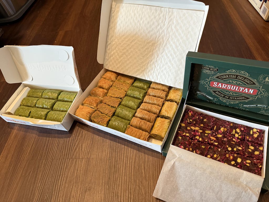 Gaziburma Mustafa | Pistachio Wrap (Dolama)