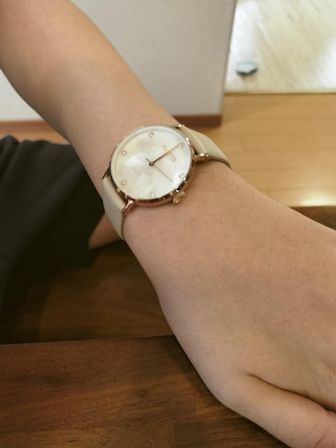 Lily ホワイト/ベージュ