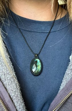 Labradorite Macrame Necklace | Pendant size approx 4.3 cm - SOLD