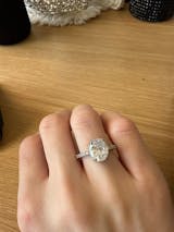 Huitan Oval Finger Ring Band