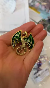 Enamel Dragon Pins for Women Rhinestone Flying Dragons Animal Brooch Banquet Party Backpack Gifts Jewelry Accessories