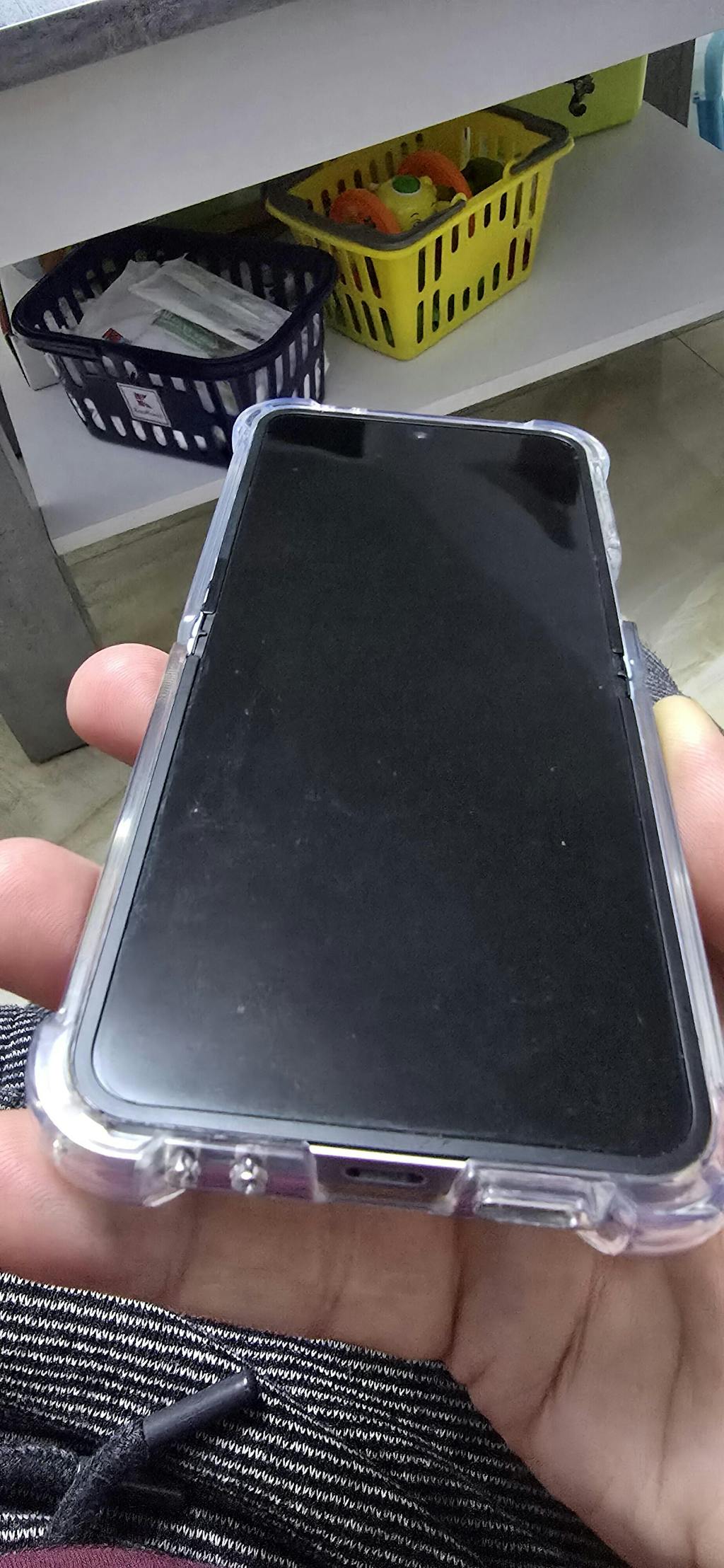 Samsung Galaxy Z Flip 6 folie protectie Alien Surface