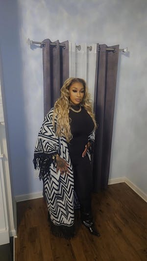 Rich Auntie Winter Fashion Chevron Fringe Kimono Coat - Black and White Blend Ships 1/30