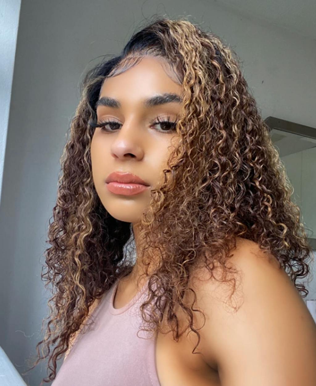 Honey Blonde Ombre Hair P4/27 Deep Curly 4*4 Lace Closure Human Hair W