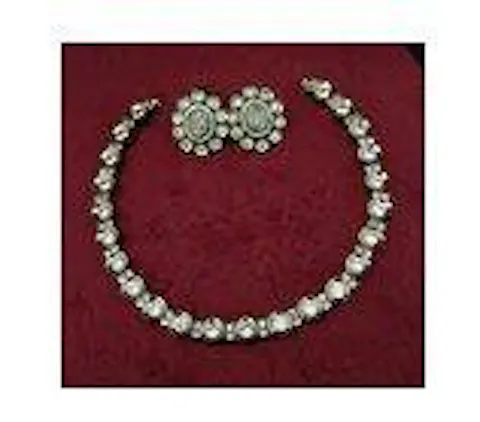 Mossinate Diamond Kundan Necklace Single Layer