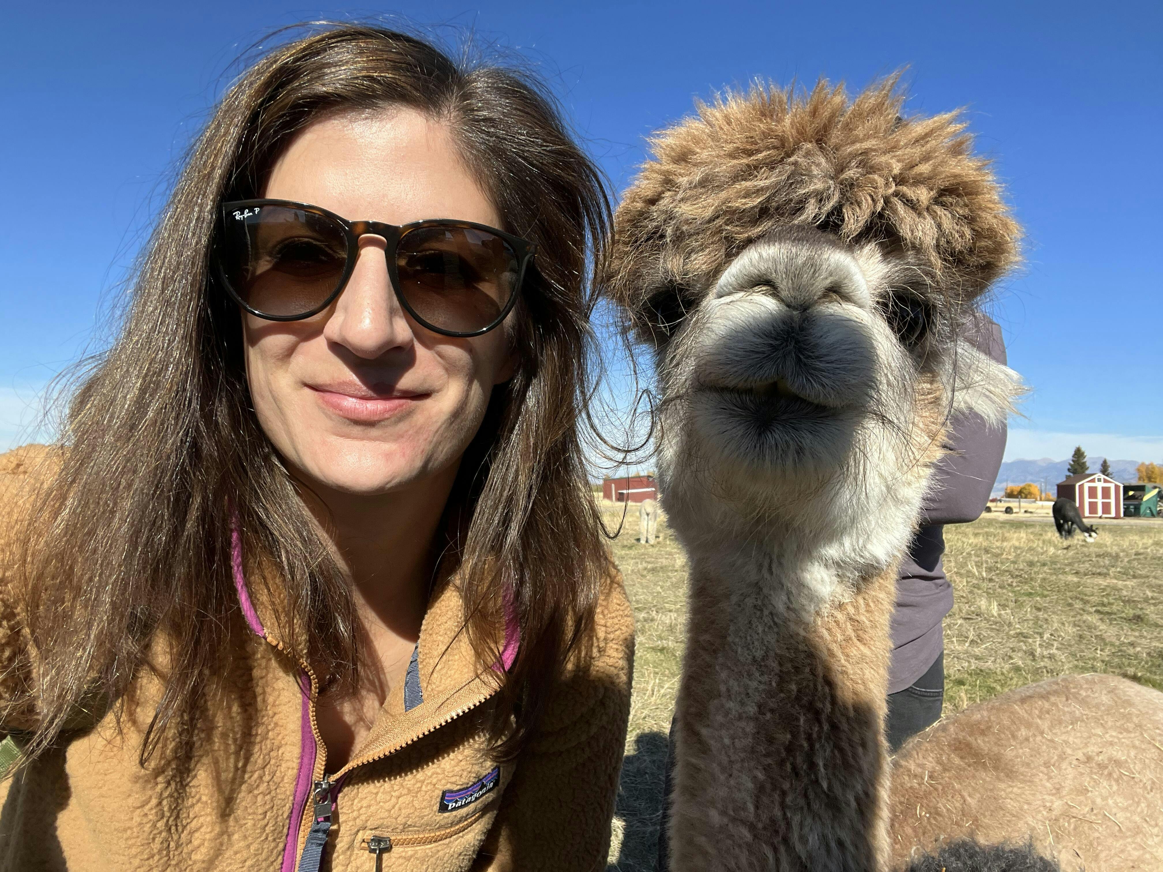 Alpaca & Llama Private Farm Tour Experience - Alpacas Of Montana