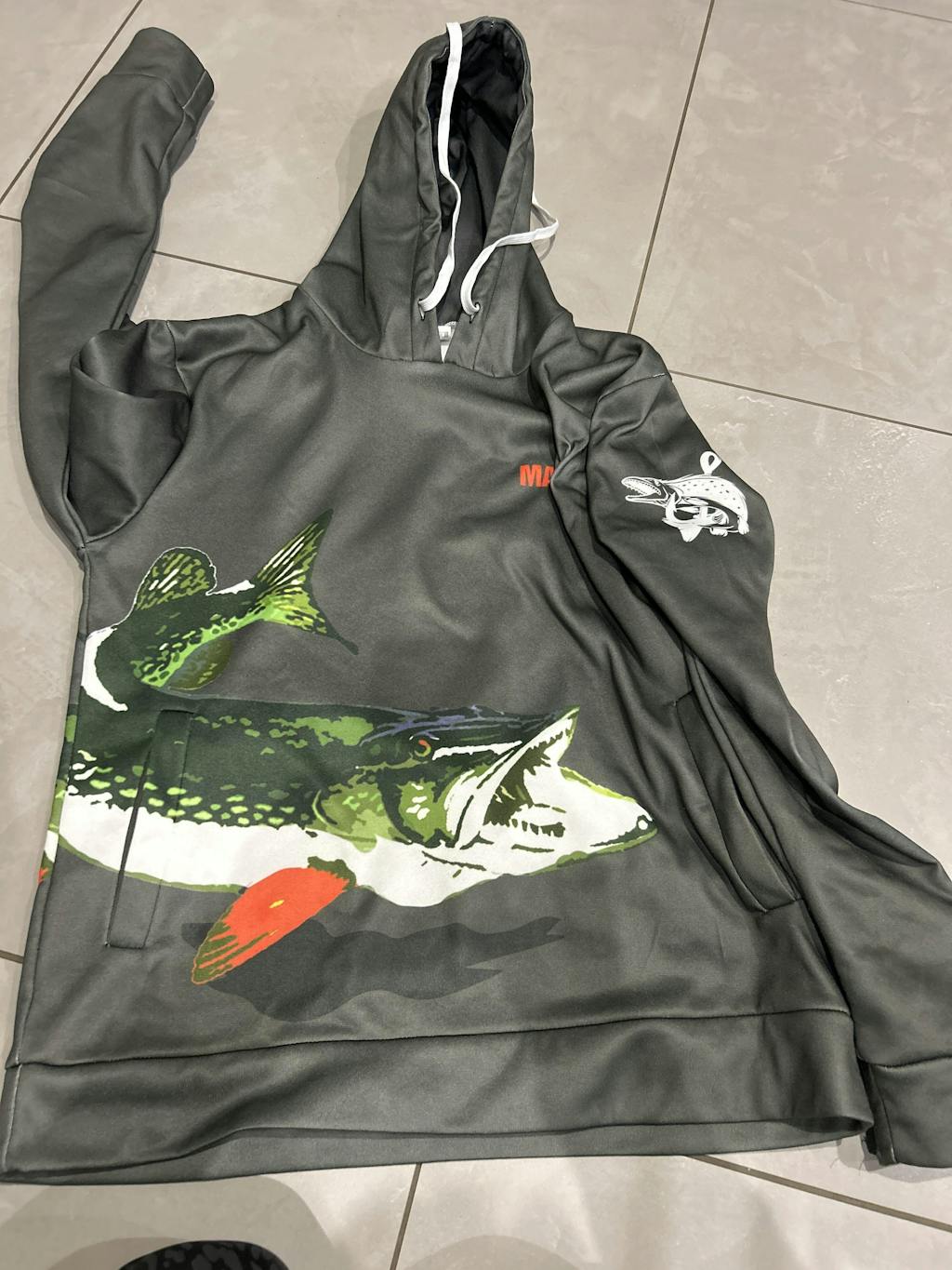 Pêche du Brochet, Pêche aux Carnassiers, Cadeau Original Personnalisé Pêcheur, T-shirt & Sweat Anti-UV – Pêcheur Passionné -A28032503