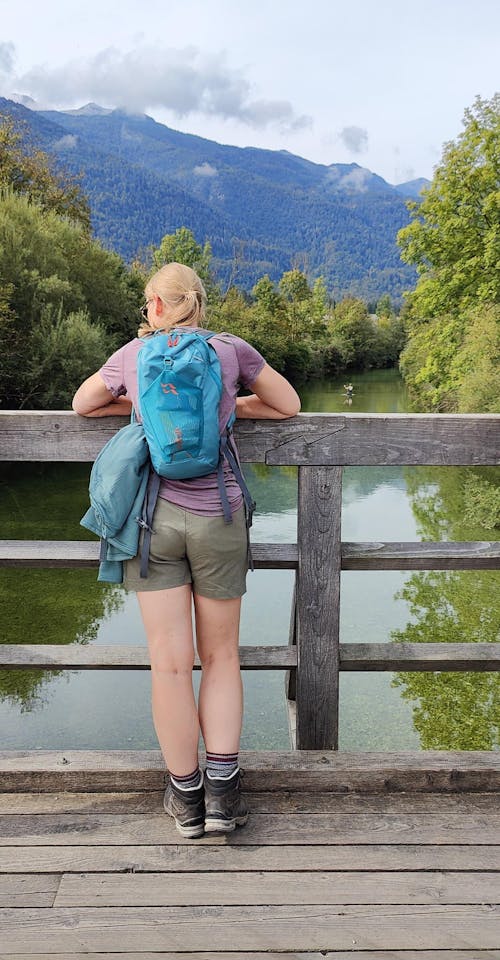 Voyager Shorts - Olive