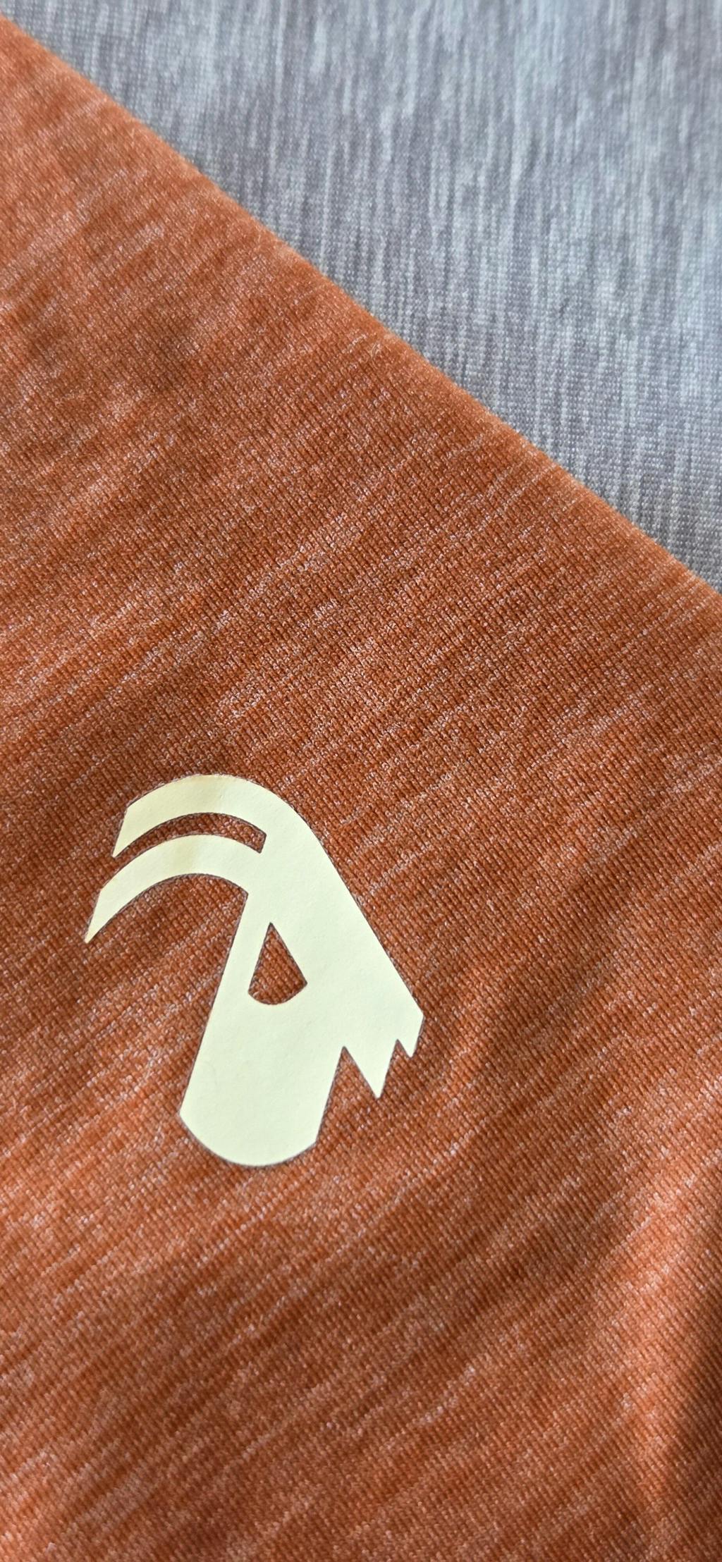 Summit Long Sleeve Tee Sand