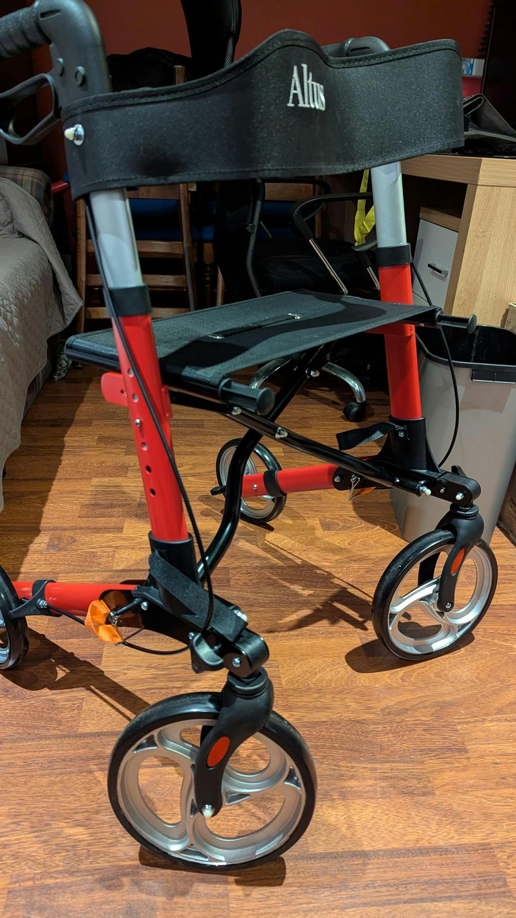 Altus Walker Rollator Deluxe Folding Outdoor Rollator with Seat Backrest Aluminium - Red