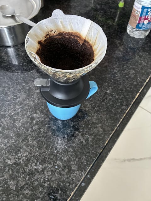 Hario | Switch Immersion Dripper | Size 02 | Heat-Proof Glass & Stain | 200 ml | Black