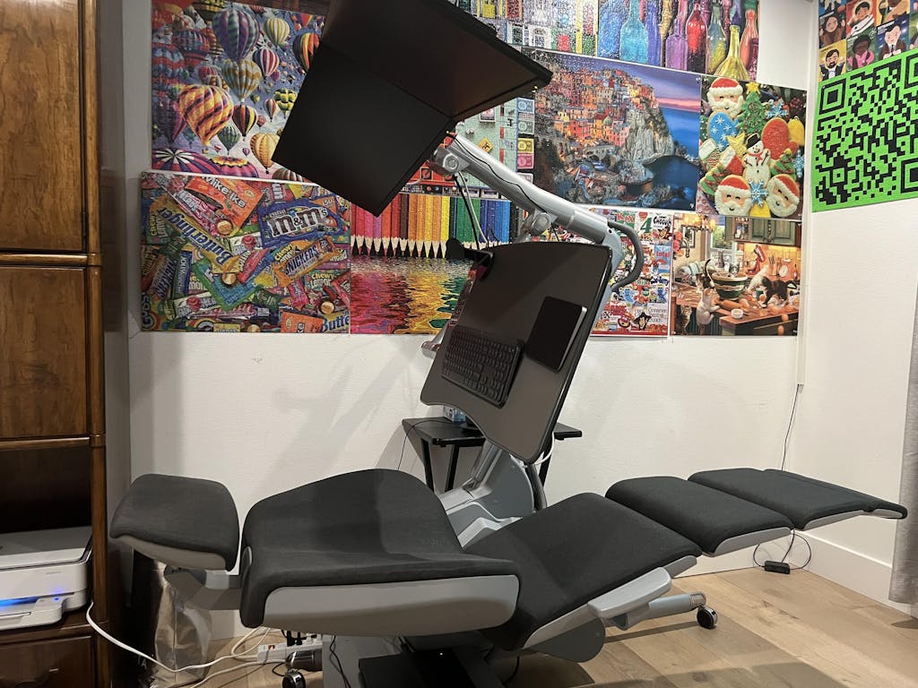 Altwork Signature Station