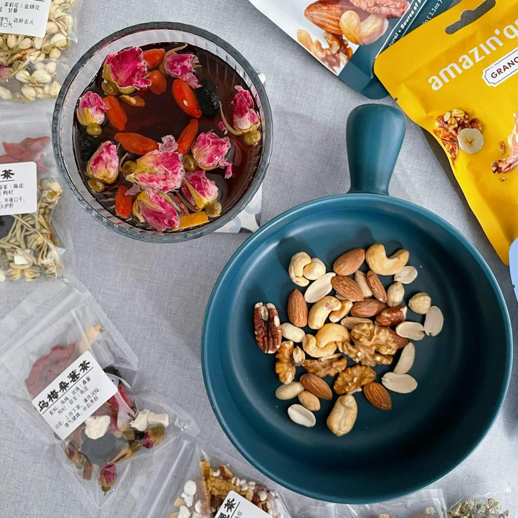 Bundle of 10 Trail Mix Minis (10x30g) Amazin' Graze Malaysia