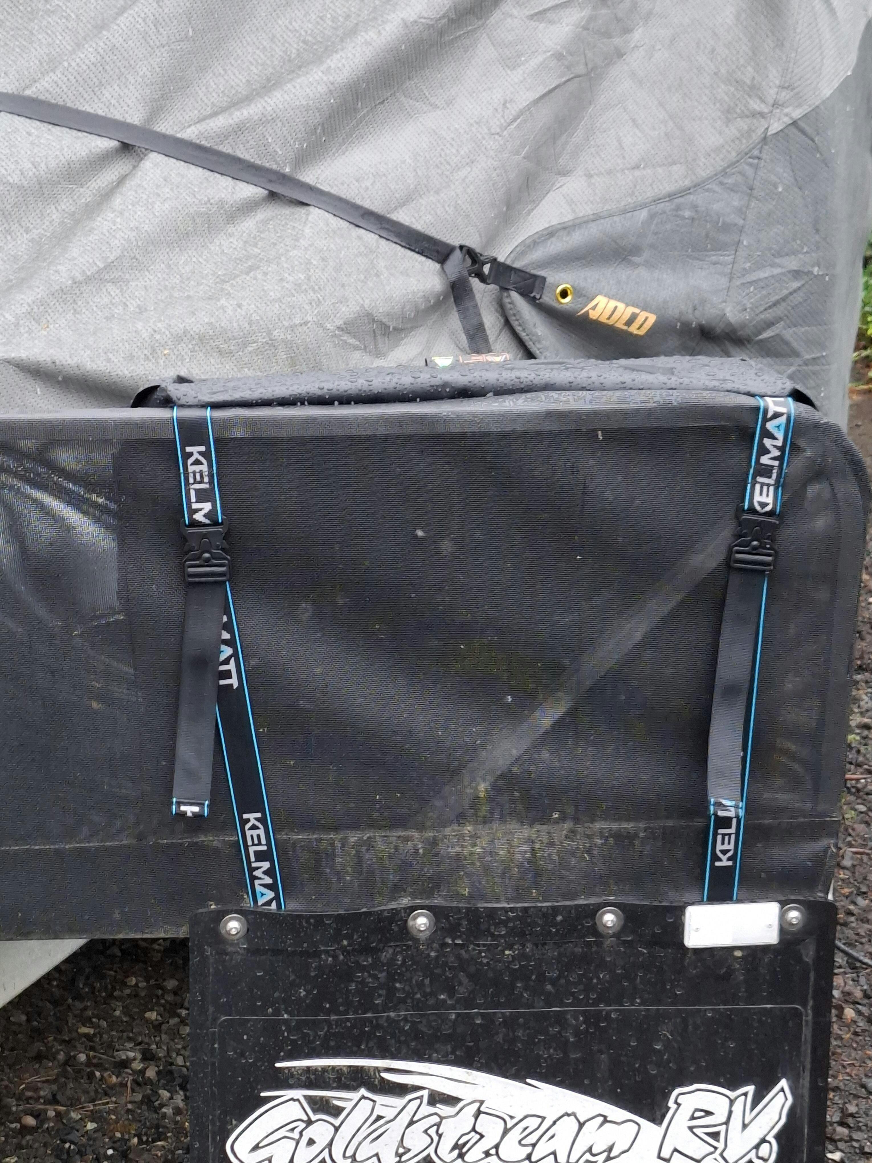 Rip Rack Yellow 6 Tabs Hold up to 6 Leads / Cables — AMD Touring