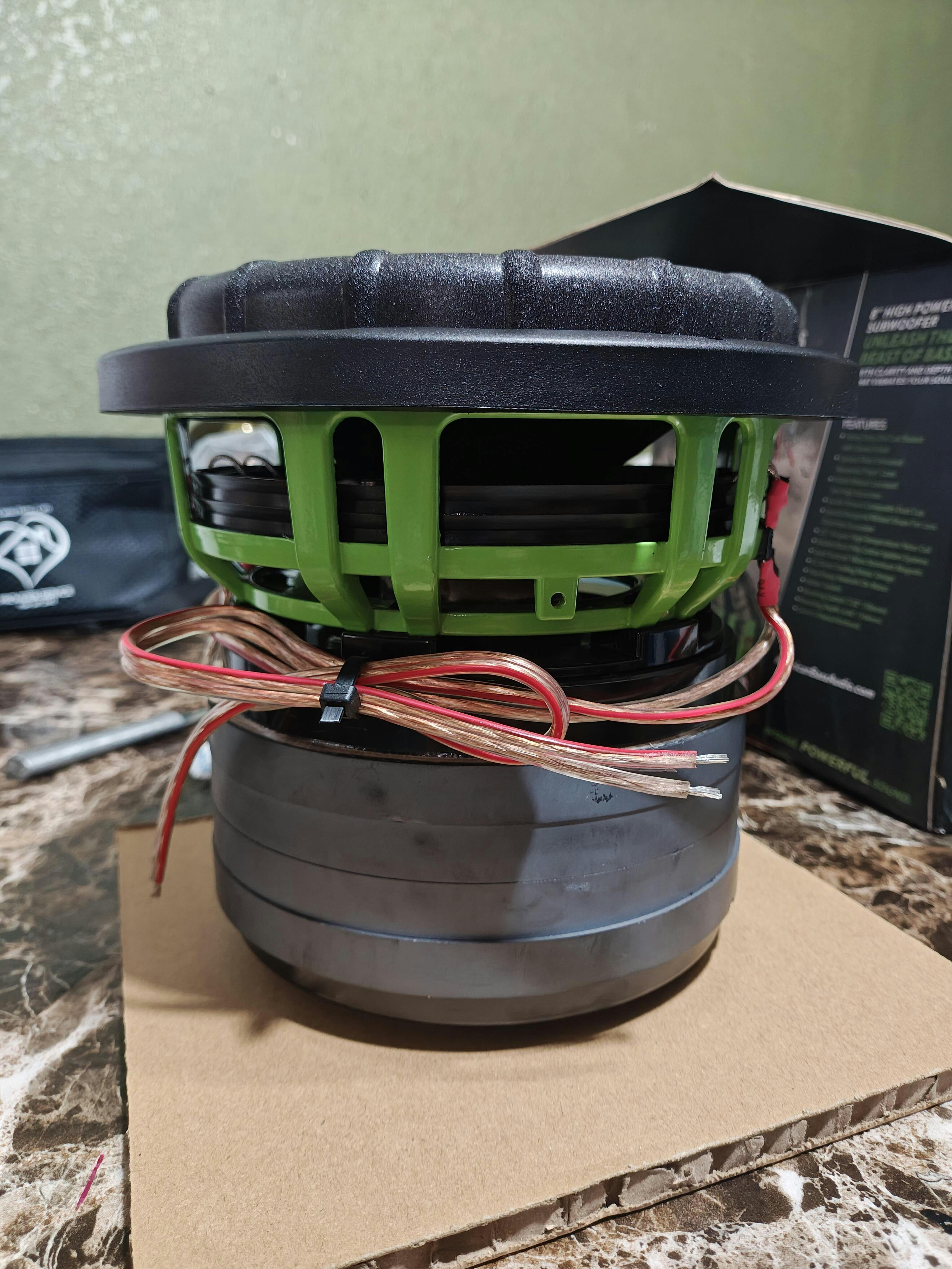 Godzilla 8-Inch Car Subwoofer 1200W RMS Deep Bass: GODZILLA-822