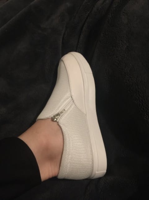 Lässige, Modische Sneakers Mit Reißverschluss Und Flache Schuhe