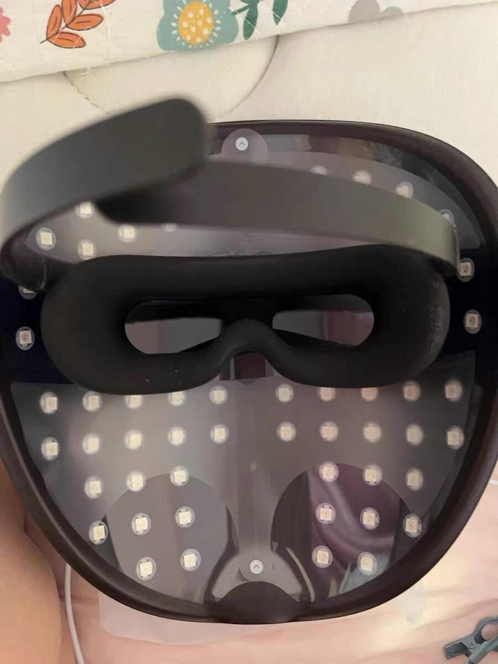 AMIRO L1 LED Facial Light Therapy Mask
