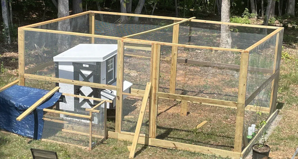 OverEZ Medium Chicken Coop