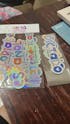 Pack 50 Stickers Virales de Materias Escolares (7 Paletas de Colores)