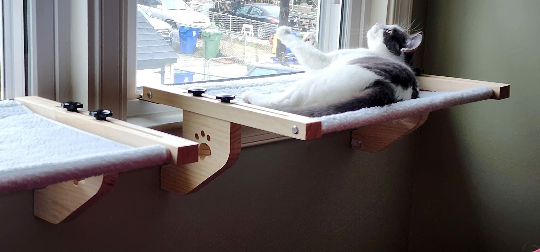 Wood Cat Window Sill Perch – Amosijoy