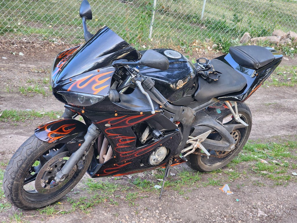 Amotopart 2003-2004 Yamaha YZF R6 Fairing Black&Red Flame Kit