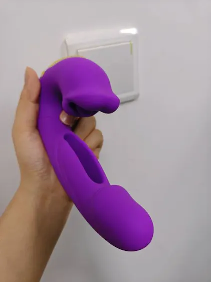 Flatternder Klitoris Vibrator mit Kussmund & Vibration Amovibe DE Flatternder Klitoris Vibrator mit Kussmund & Vibration Amovibe DE
