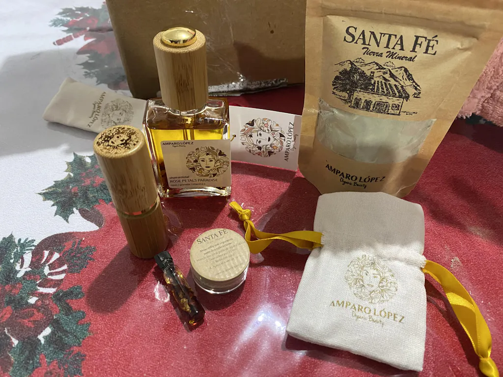 Santa Fé verde piel grasa-acnéica