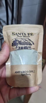 Santa Fé verde piel grasa-acnéica