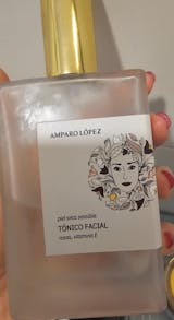TÓNICO FACIAL PIEL SECA SENSIBLE CON ROSAS, ALOE VERA Y VITAMINA E