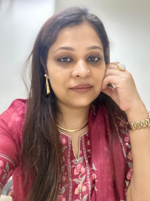 The Lyria Drop Earrings