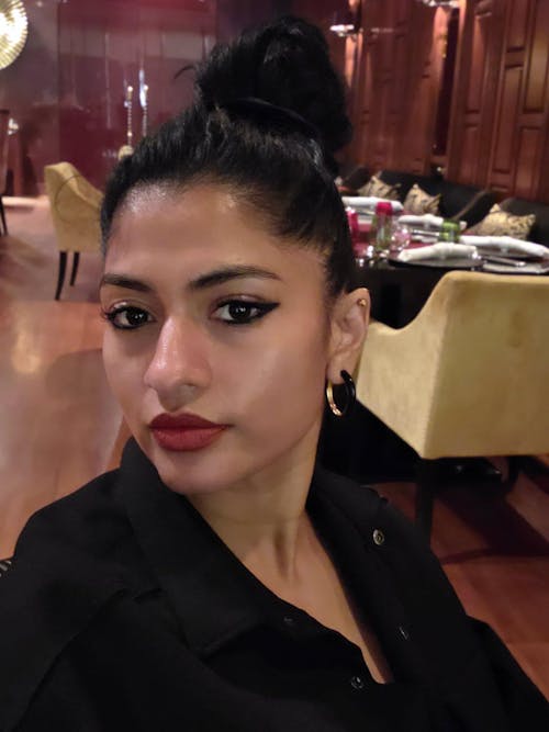 The Bloom Loop Earrings – Black Edition