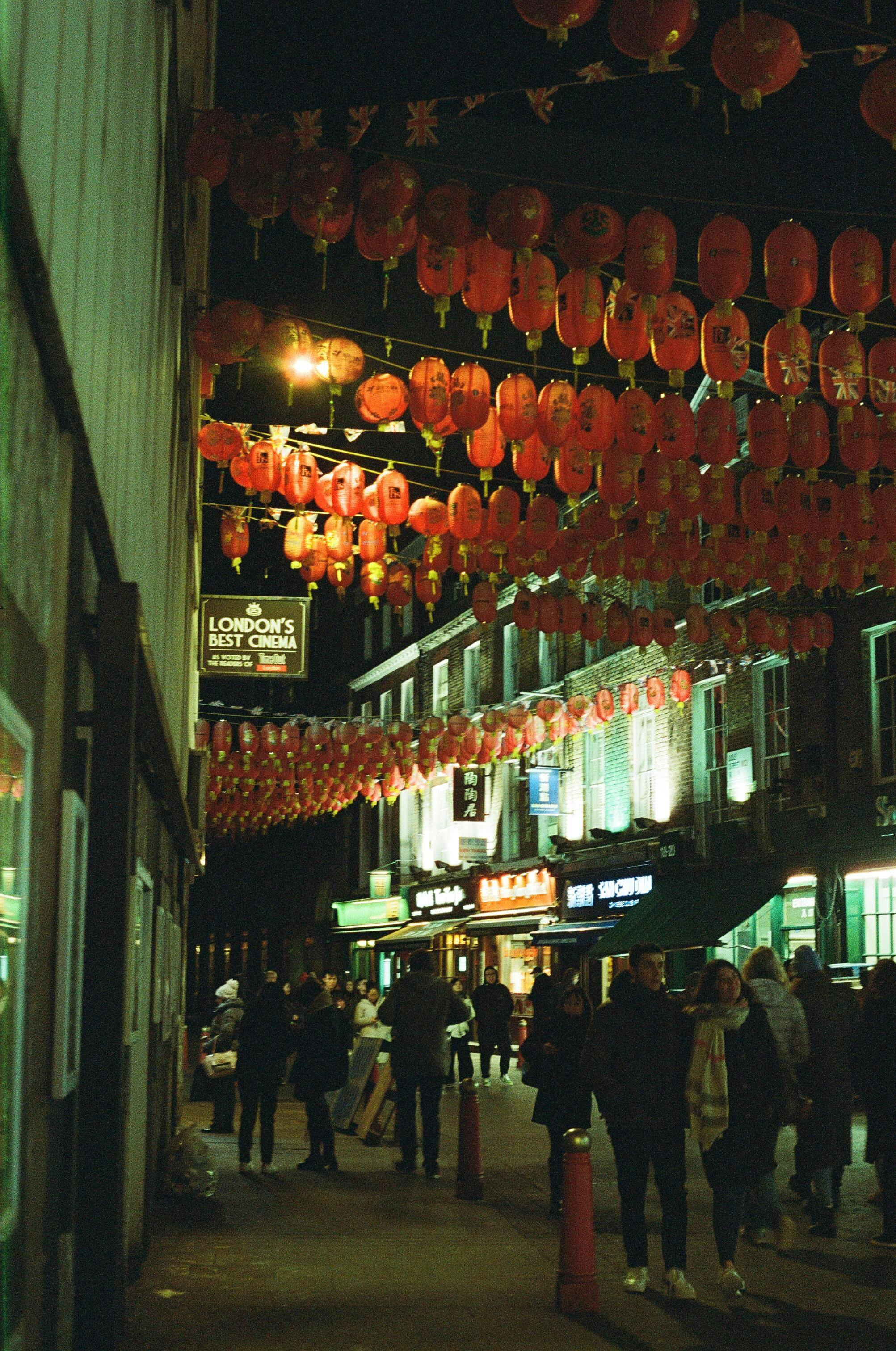 Lomography Colour Negative 800 - 35mm Film - Analogue Wonderland