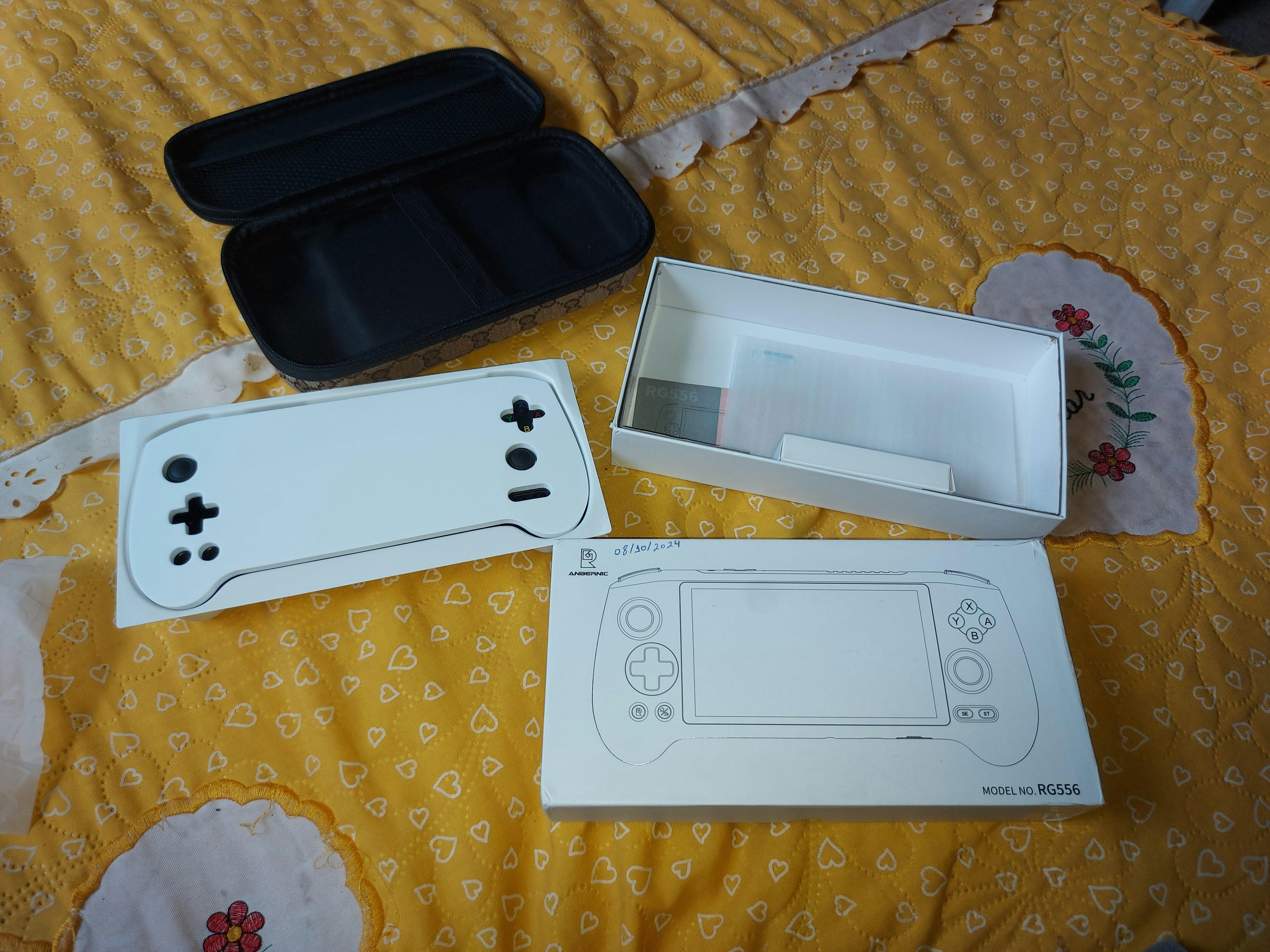 ANBERNIC RG556 ANBERNIC RG556