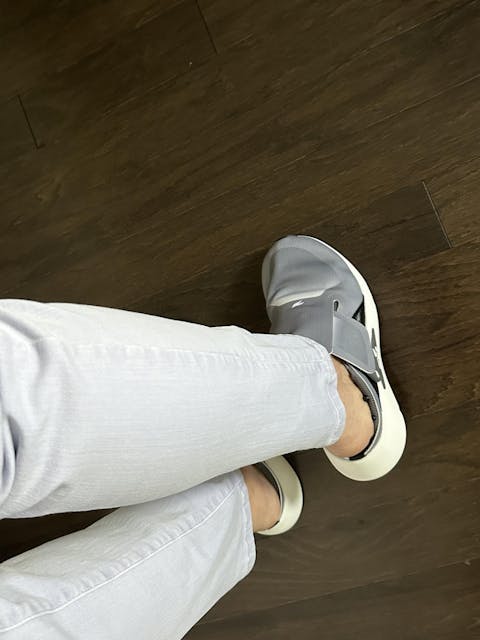 Ance Recovery Sneakers