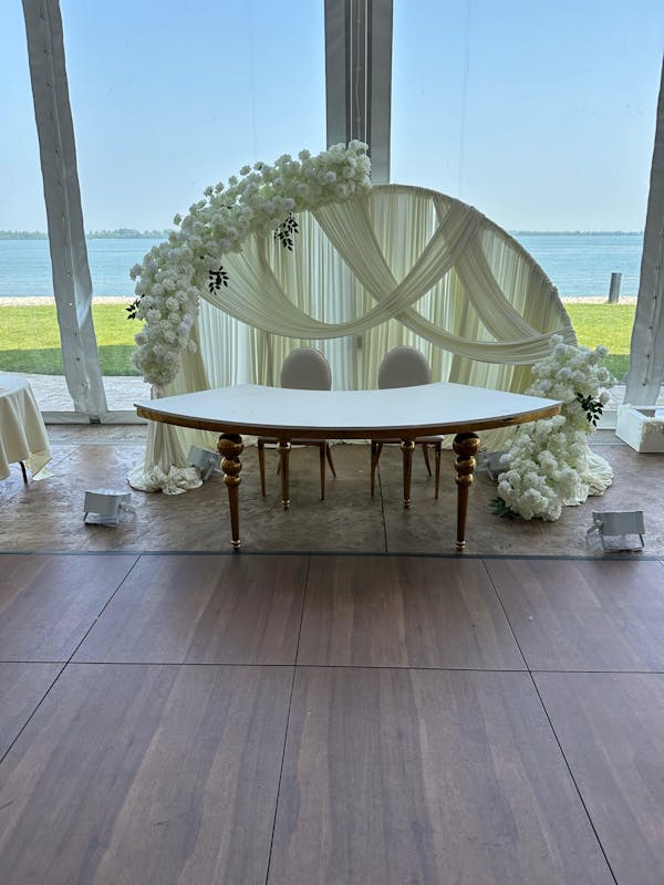 A8147 White Rose Hydrangea Floral Arrangement Sofa Table Runner Floor Flower