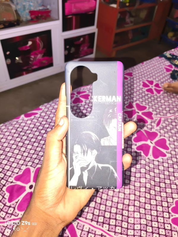 Levi Ackerman Synopsis Phone Cover