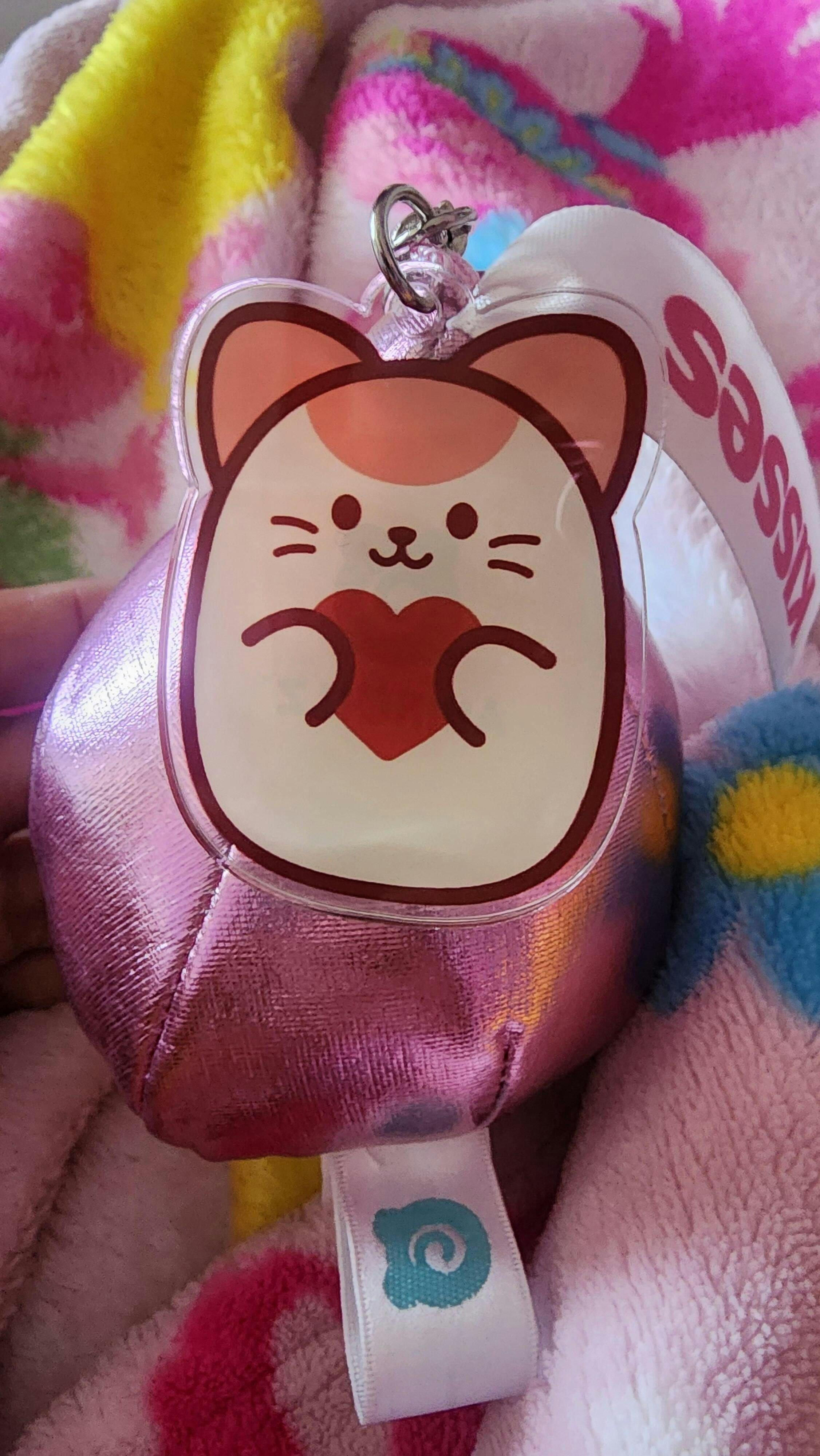 Pink Kisses Kittiroll Mini Plush Acrylic Keychain – Anirollz