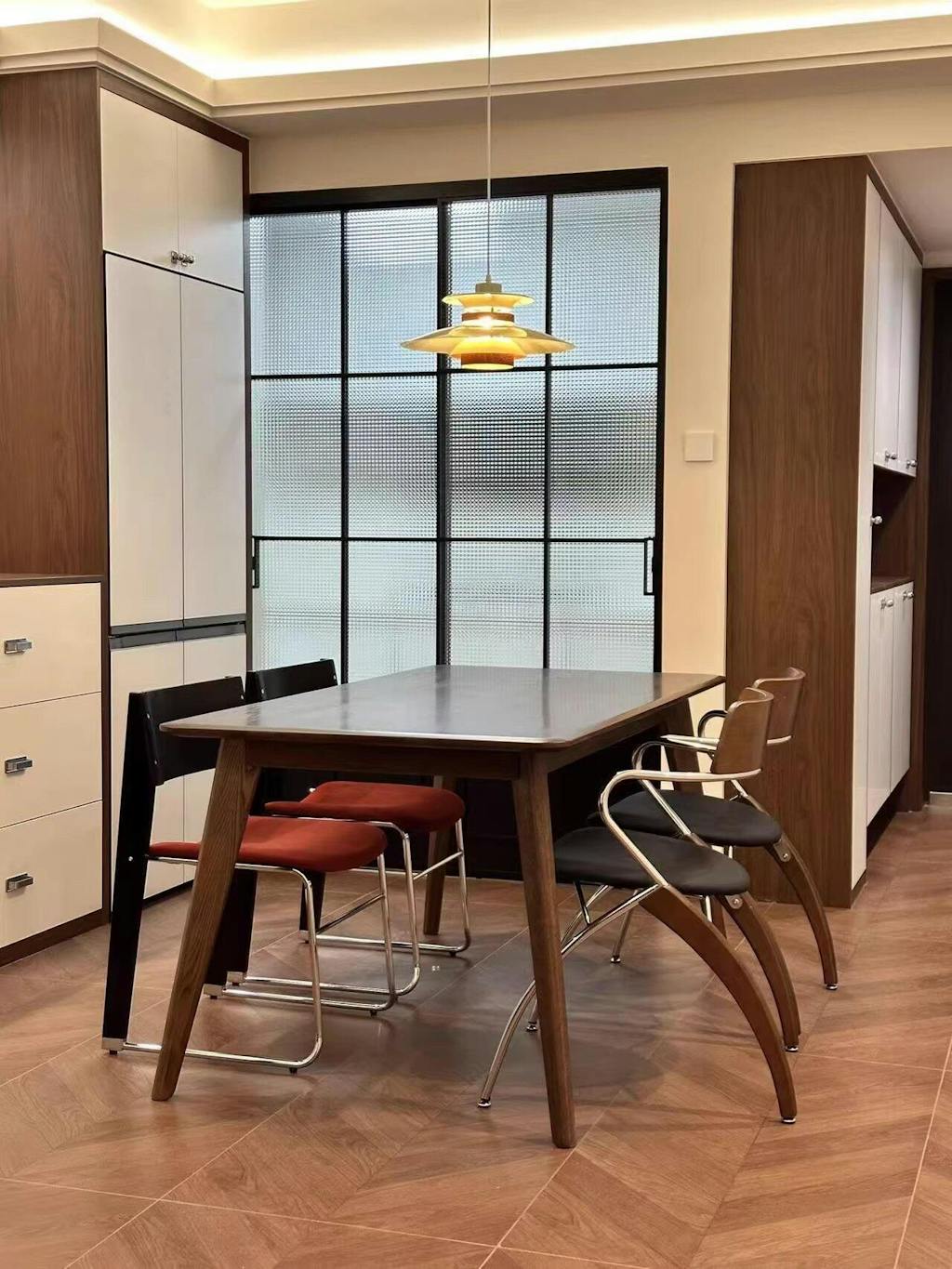 Antizer Mercero UFO Pendant Light for kitchen Dining Area