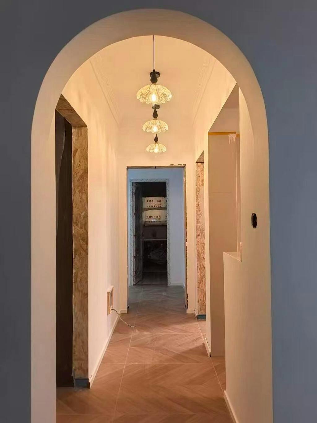 Antizer Isabel Glass Pendant Light for Kitchen Island