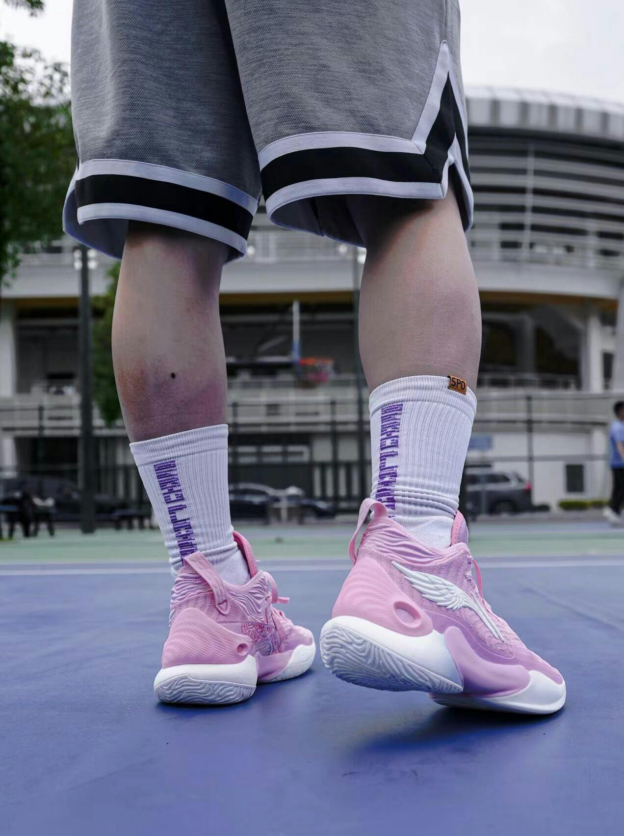 Li-Ning Yushuai 18 - Valentine's Day – Anto Sports