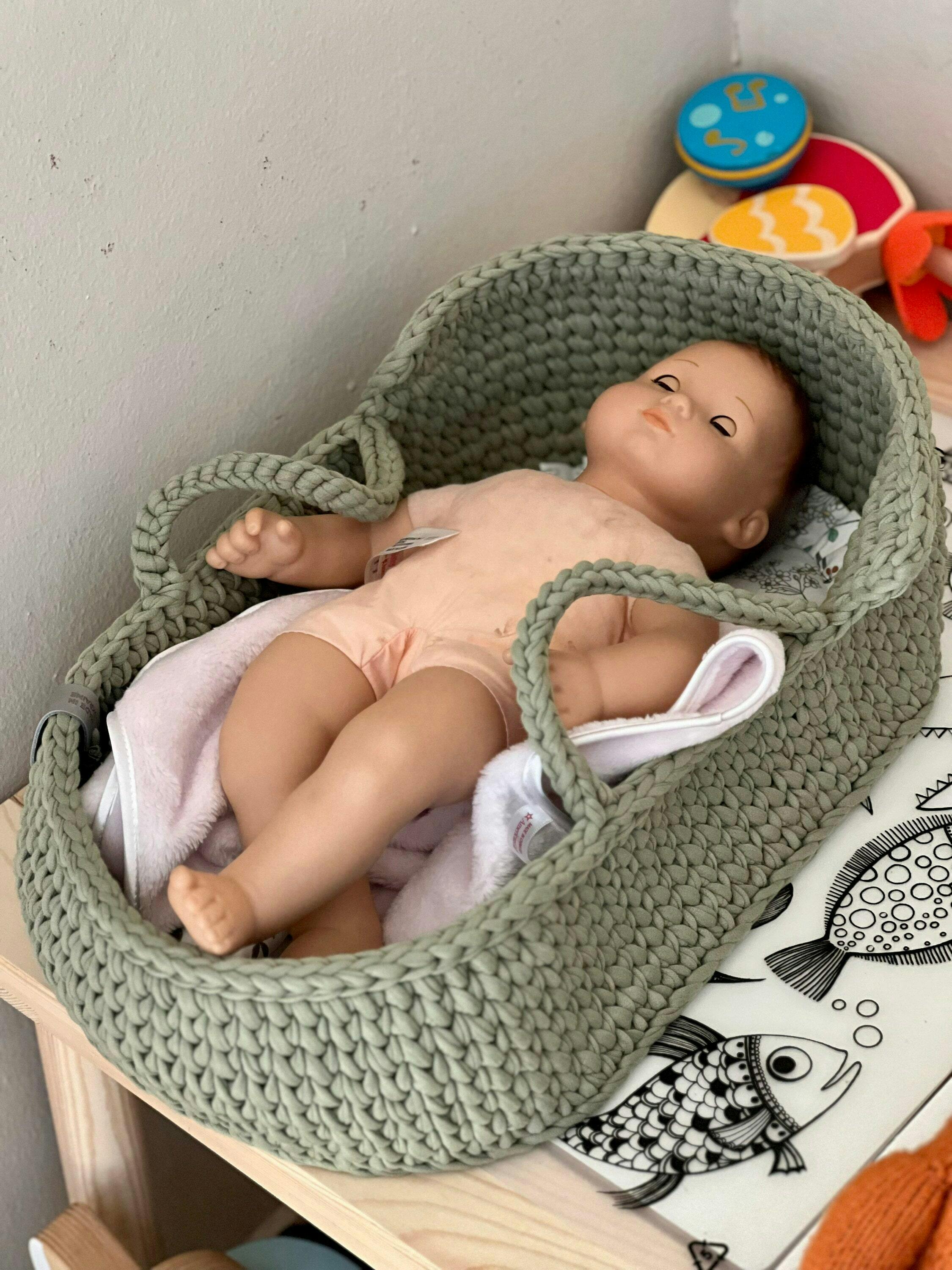Doll Moses Basket Macrame Hood w/Rocking Stand – Anzy Home