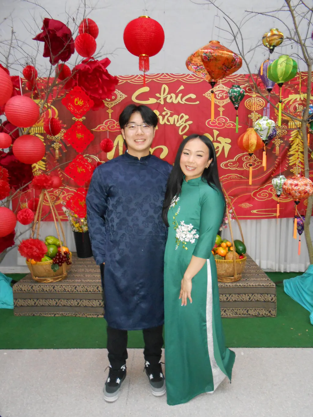 Men Dark Blue Paisley Gam Ao Dai Top 7,8A-B