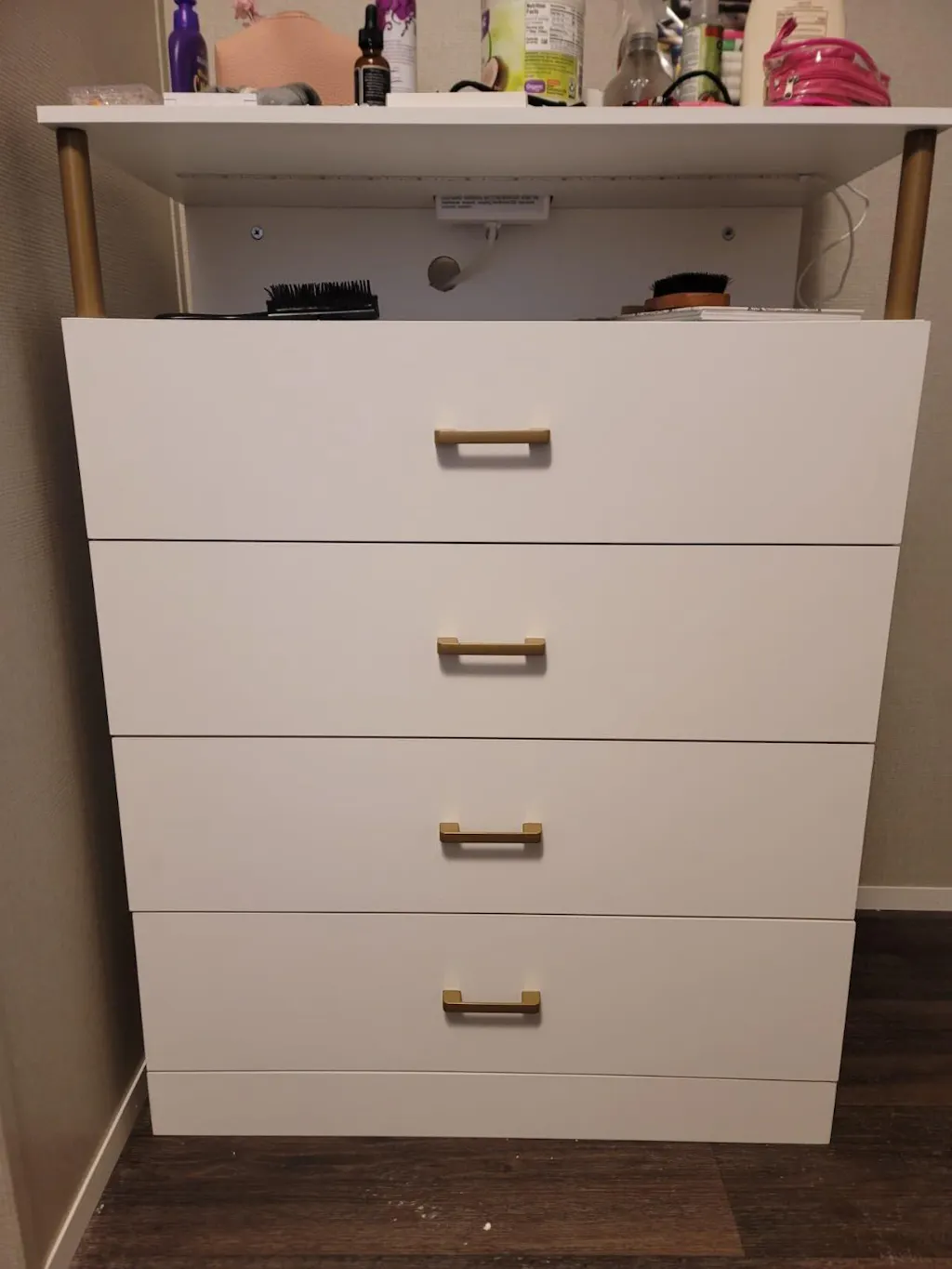 AOGLLATI 40.3" Tall Dresser with 4 Drawer Dresser with Charging Station, Column Design Led Dresser for Bedroom Closet