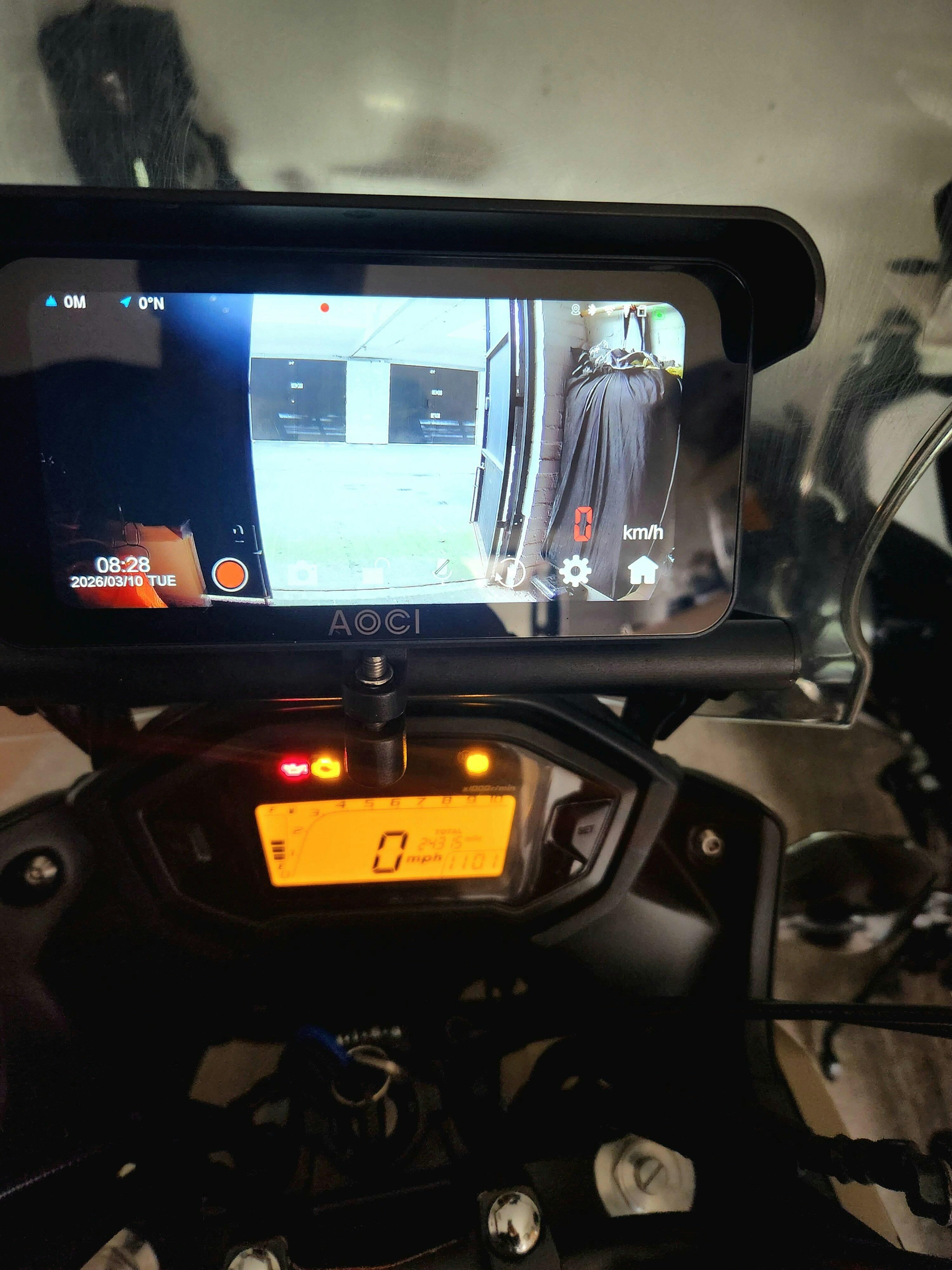C6 Pro Motorcycle Dash Cam – Wireless CarPlay & TPMS | Aoocci