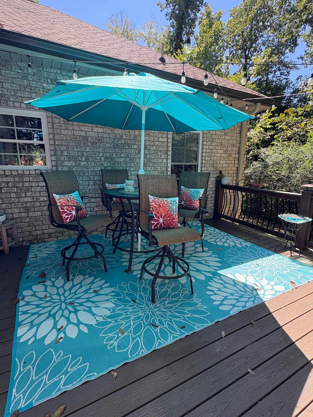 9 ft. Outdoor Patio Market Umbrella with 8 Sturdy Ribs, Push Button Tilt and Crank