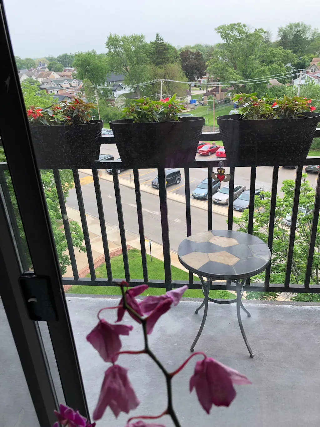20 inch Outdoor Rattan Pattern Railing Planter Boxes, Set of 4