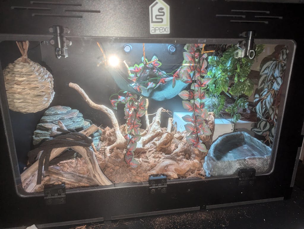 3'x2'x2' - Swing Down - ION