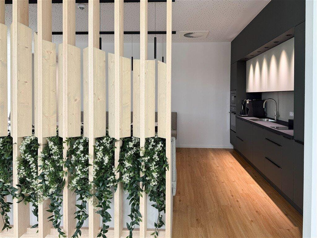 Künstliche Hängeblühpflanze - Winfried | 67 cm